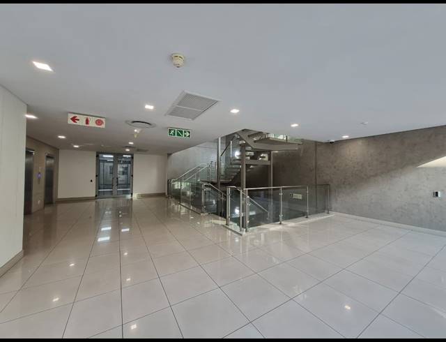 1,180M² OFFICE TO LET IN ILLOVO